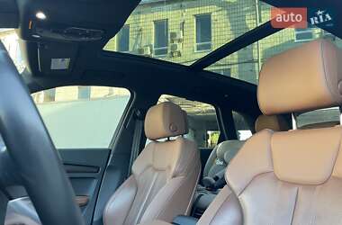 Позашляховик / Кросовер Audi Q5 2021 в 