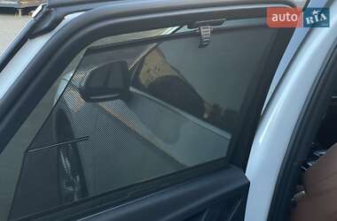 Позашляховик / Кросовер Audi Q5 2021 в 