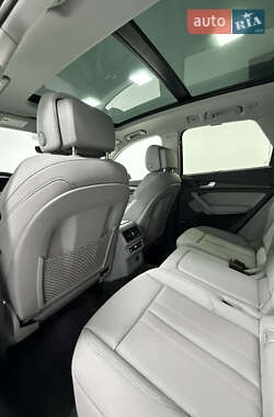 Внедорожник / Кроссовер Audi Q5 2021 в 