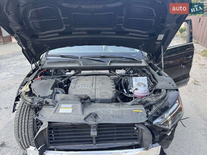 Позашляховик / Кросовер Audi Q5 2022 в Запоріжжі