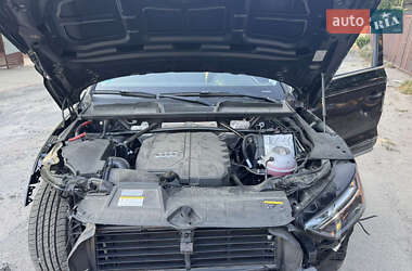 Позашляховик / Кросовер Audi Q5 2022 в 