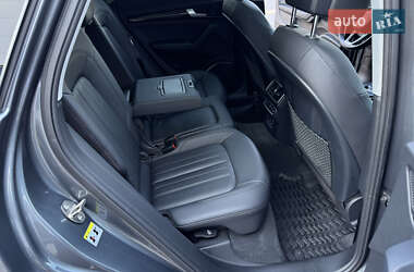 Позашляховик / Кросовер Audi Q5 2018 в 