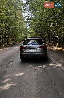 Внедорожник / Кроссовер Audi Q5 2016 в 