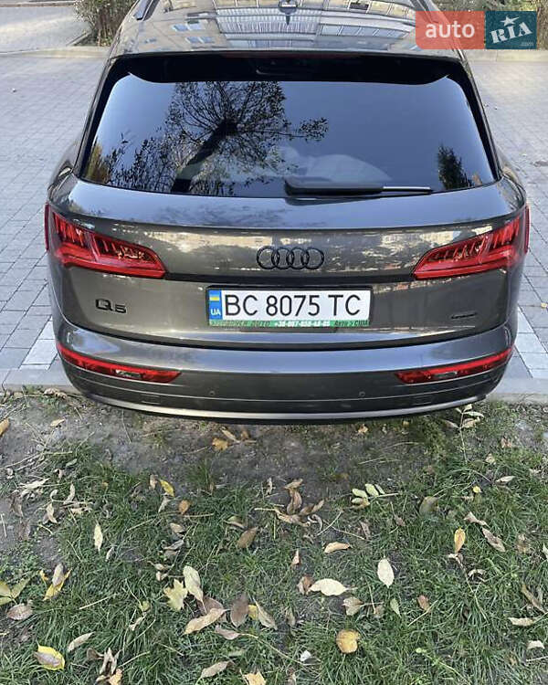 Внедорожник / Кроссовер Audi Q5 2020 в Львове фото 3 Внедорожник / Кроссовер Audi Q5 2020 в Львове