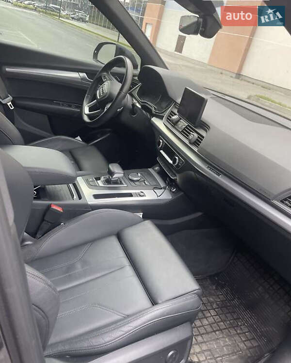 Внедорожник / Кроссовер Audi Q5 2020 в Львове фото 9 Внедорожник / Кроссовер Audi Q5 2020 в Львове