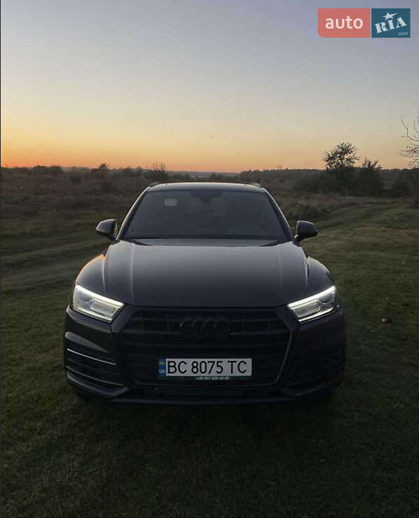 Позашляховик / Кросовер Audi Q5 2020 в Львові фото 10 Позашляховик / Кросовер Audi Q5 2020 в Львові