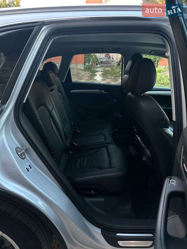 Внедорожник / Кроссовер Audi Q5 2014 в Днепре