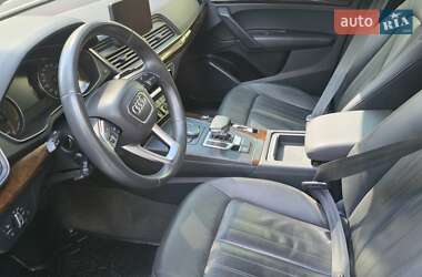 Внедорожник / Кроссовер Audi Q5 2020 в 