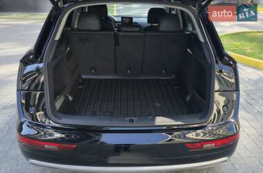 Внедорожник / Кроссовер Audi Q5 2020 в 