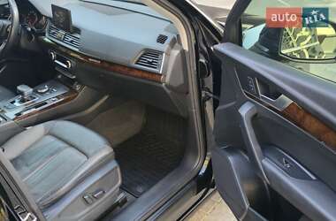 Внедорожник / Кроссовер Audi Q5 2020 в 