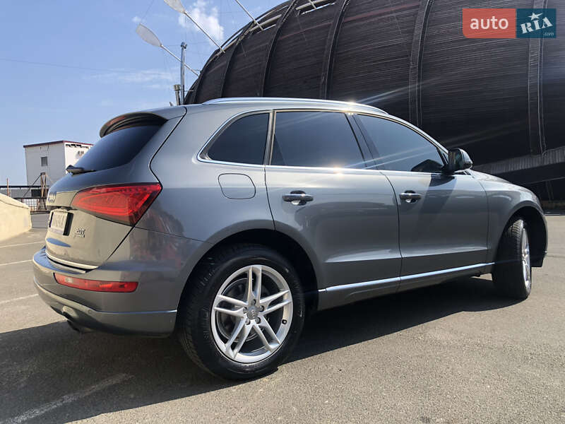 Позашляховик / Кросовер Audi Q5 2016 в Одесі
