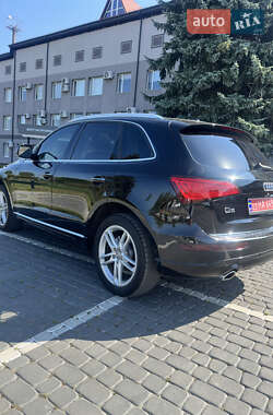 Внедорожник / Кроссовер Audi Q5 2016 в 