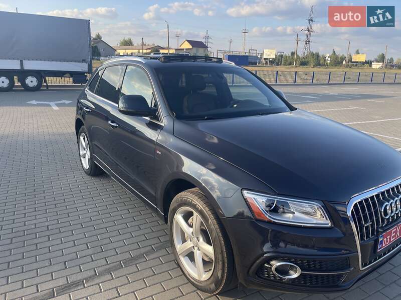 Внедорожник / Кроссовер Audi Q5 2016 в Нововолынске