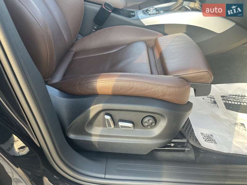 Внедорожник / Кроссовер Audi Q5 2016 в Нововолынске