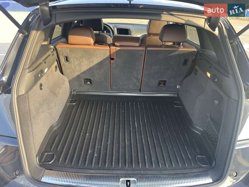 Внедорожник / Кроссовер Audi Q5 2016 в Нововолынске