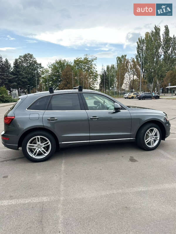 Внедорожник / Кроссовер Audi Q5 2015 в Запорожье