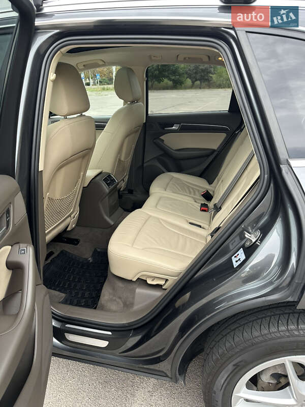 Внедорожник / Кроссовер Audi Q5 2015 в Запорожье фото 12 Внедорожник / Кроссовер Audi Q5 2015 в Запорожье