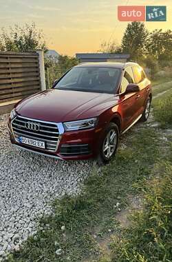 Позашляховик / Кросовер Audi Q5 2019 в 