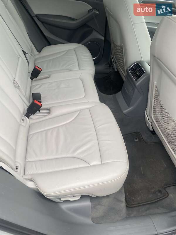 Внедорожник / Кроссовер Audi Q5 2013 в Нововолынске