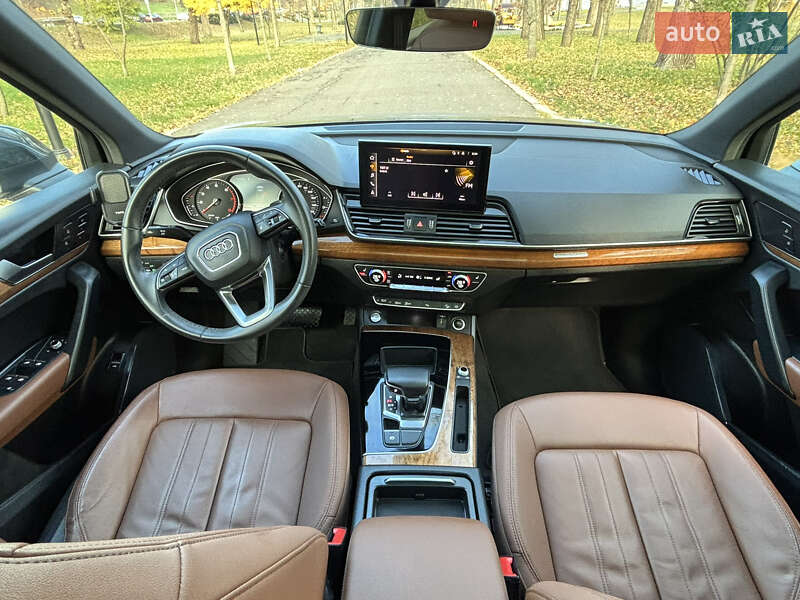 Внедорожник / Кроссовер Audi Q5 2022 в Киеве