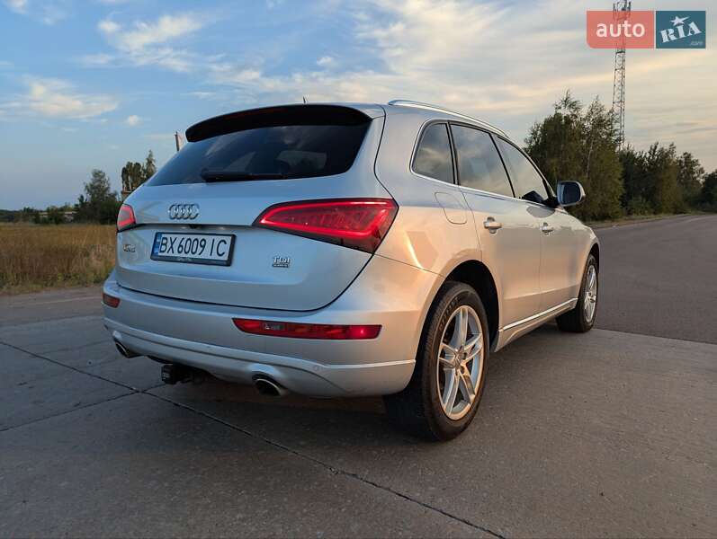 Позашляховик / Кросовер Audi Q5 2014 в Коростені