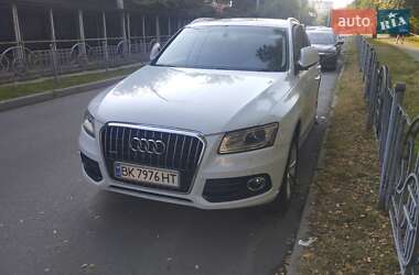 Внедорожник / Кроссовер Audi Q5 2014 в Киеве