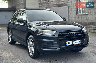Внедорожник / Кроссовер Audi Q5 2018 в 