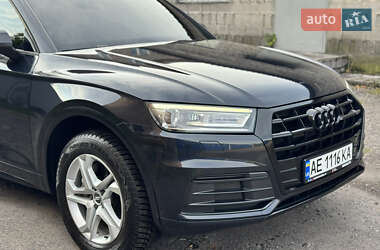 Внедорожник / Кроссовер Audi Q5 2018 в 