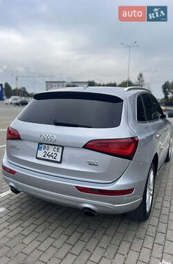 Внедорожник / Кроссовер Audi Q5 2015 в 