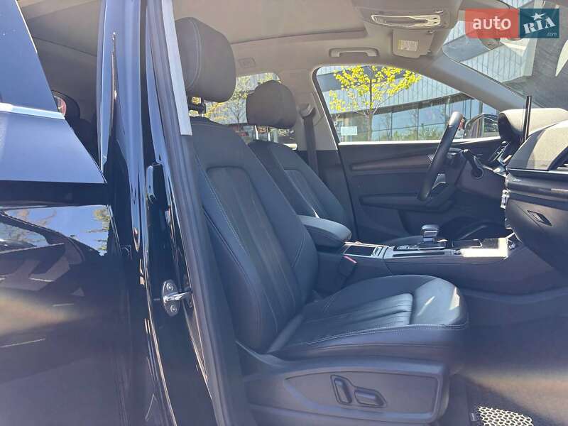 Внедорожник / Кроссовер Audi Q5 2020 в Киеве