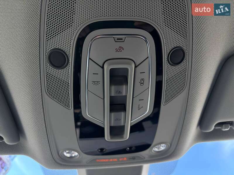 Внедорожник / Кроссовер Audi Q5 2020 в Киеве