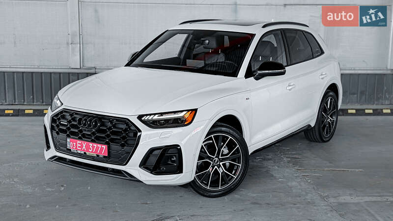 Позашляховик / Кросовер Audi Q5 2023 в Рівному