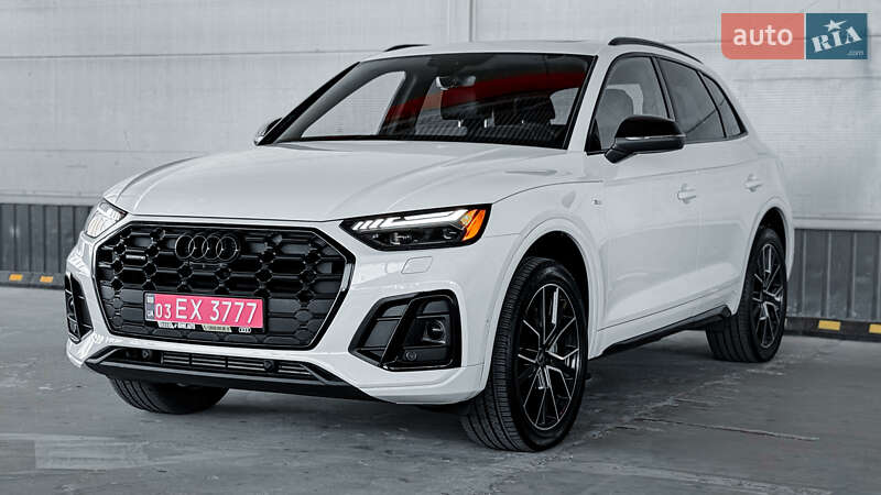 Позашляховик / Кросовер Audi Q5 2023 в Рівному
