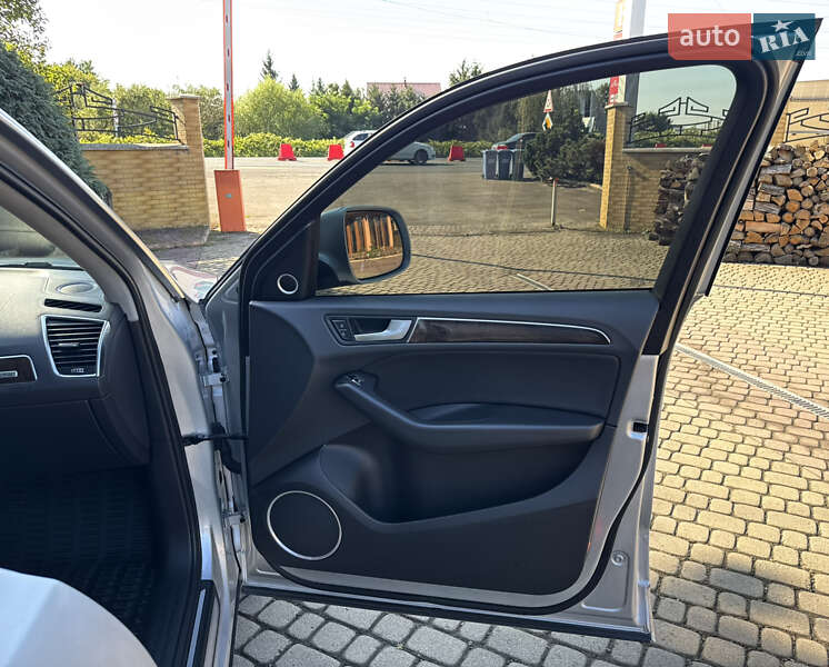 Внедорожник / Кроссовер Audi Q5 2012 в Мукачево