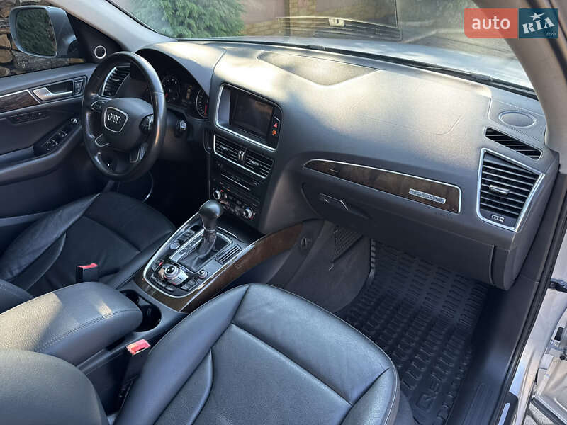 Внедорожник / Кроссовер Audi Q5 2012 в Мукачево