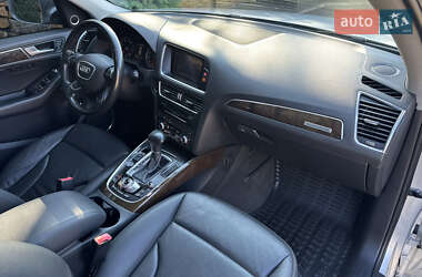 Позашляховик / Кросовер Audi Q5 2012 в 