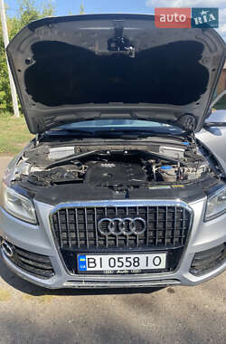 Внедорожник / Кроссовер Audi Q5 2015 в 