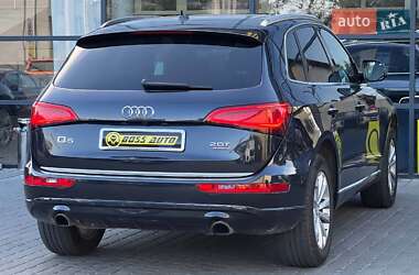 Позашляховик / Кросовер Audi Q5 2015 в 
