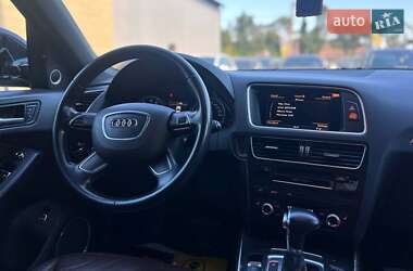 Позашляховик / Кросовер Audi Q5 2015 в 