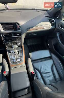 Позашляховик / Кросовер Audi Q5 2014 в 