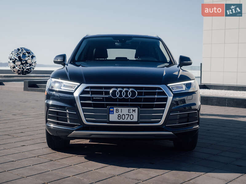 Внедорожник / Кроссовер Audi Q5 2017 в Кременчуге