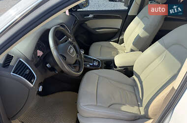 Позашляховик / Кросовер Audi Q5 2013 в 