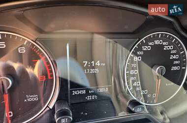 Позашляховик / Кросовер Audi Q5 2015 в 