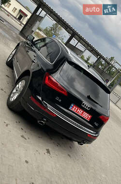 Позашляховик / Кросовер Audi Q5 2014 в 