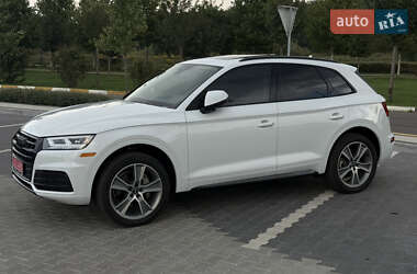 Позашляховик / Кросовер Audi Q5 2019 в Києві