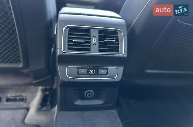 Позашляховик / Кросовер Audi Q5 2018 в 