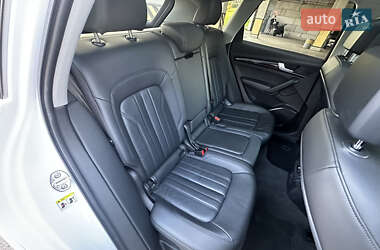 Позашляховик / Кросовер Audi Q5 2018 в 
