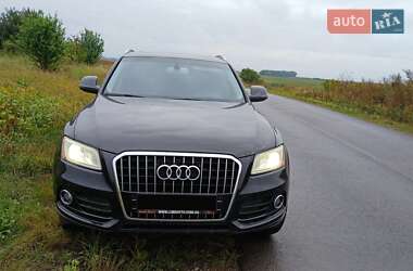 Позашляховик / Кросовер Audi Q5 2012 в 