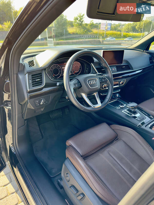 Внедорожник / Кроссовер Audi Q5 2018 в Львове фото 14 Внедорожник / Кроссовер Audi Q5 2018 в Львове