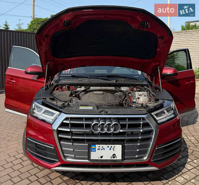 Внедорожник / Кроссовер Audi Q5 2017 в Запорожье